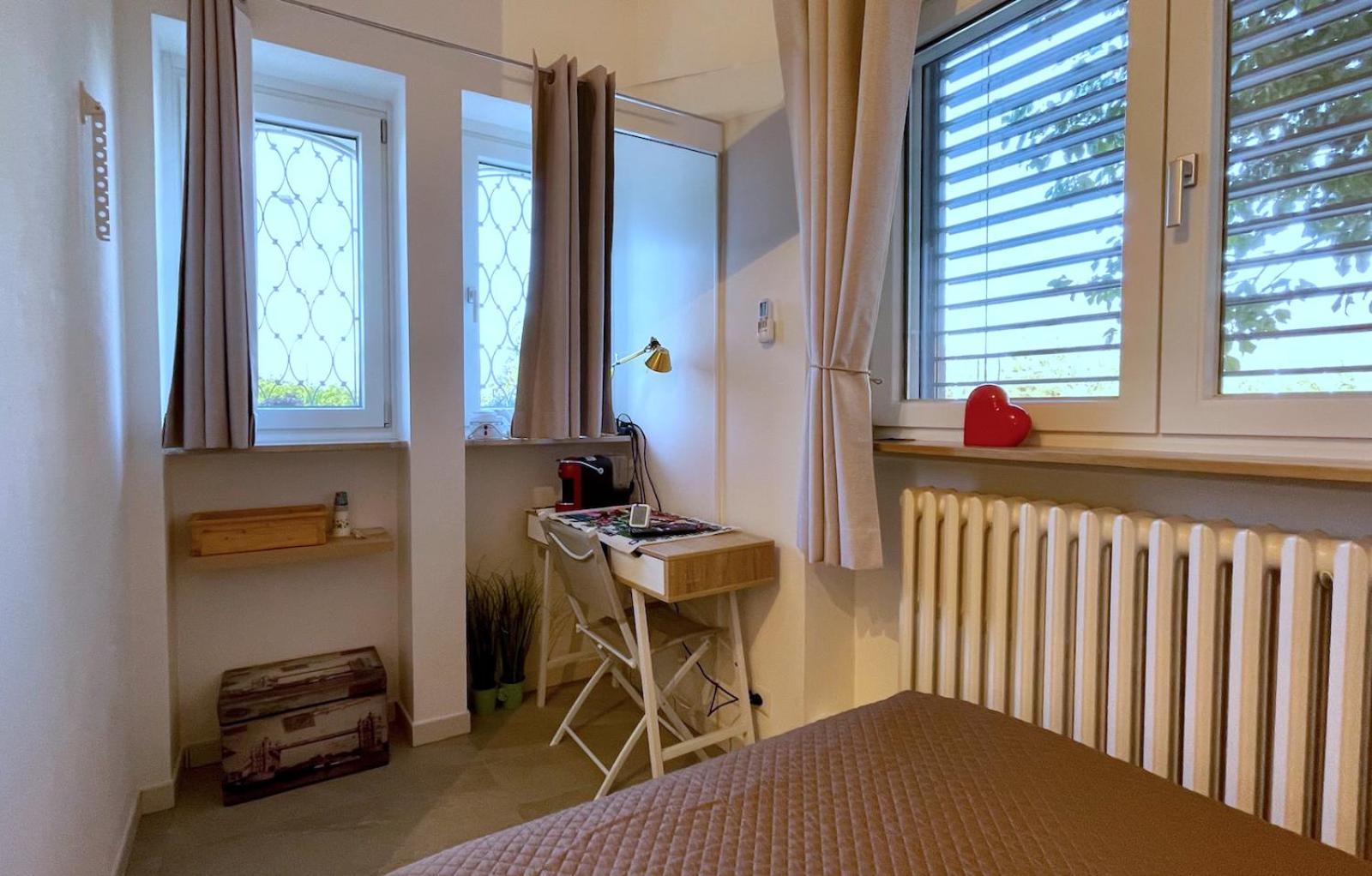 Domus 190 Rooms 瓦雷泽 外观 照片